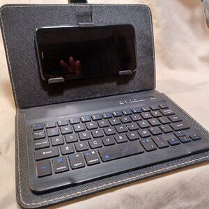Wireless Bluetooth Keyboard Flip Case Cover with Stand Phone Holder Carry Binder